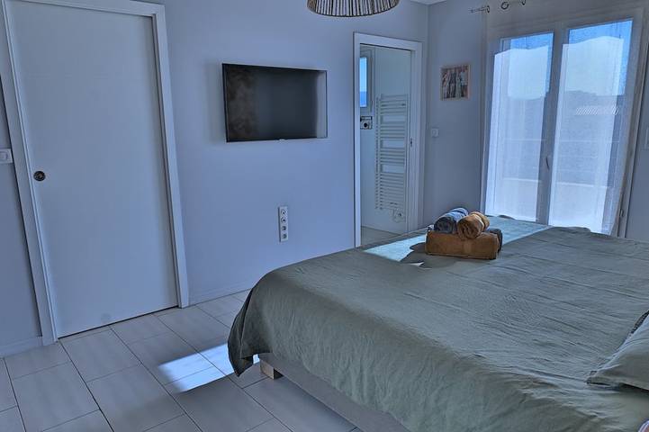 Gîte pour 9 personnes, avec terrasse dans Plage d'Agosta - 3