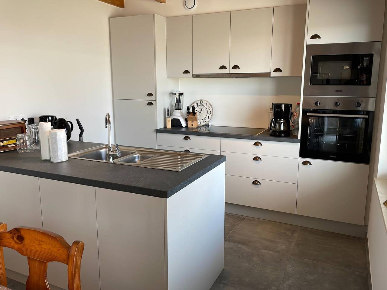 Huiselijk ingericht vissershuis op park bij zee in Oostduinkerke, Koksijde