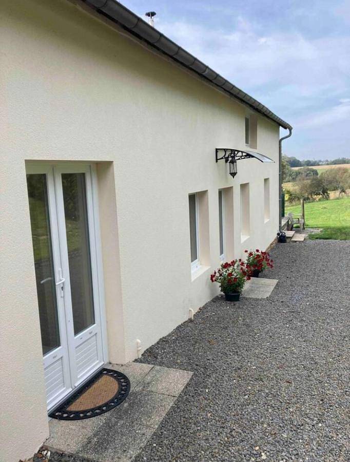 Location de vacances pour 6 personnes, avec jardin et terrasse à Saint-Brice-de-Landelles - 3