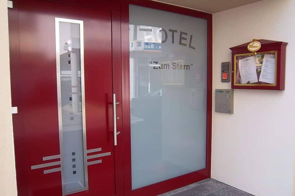 Einzelzimmer mit Dusche und Wc - Hotel \"Zum Stern\" in Schweich, Moseleifel
