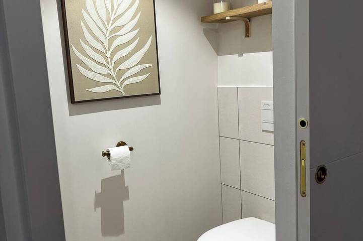 Gîte pour 2 personnes, avec jardin ainsi que terrasse et jacuzzi à Scaër - 4