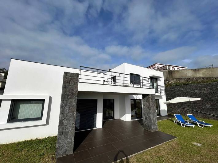 Apartamento para 8 personas, con terraza en Angra do Heroísmo