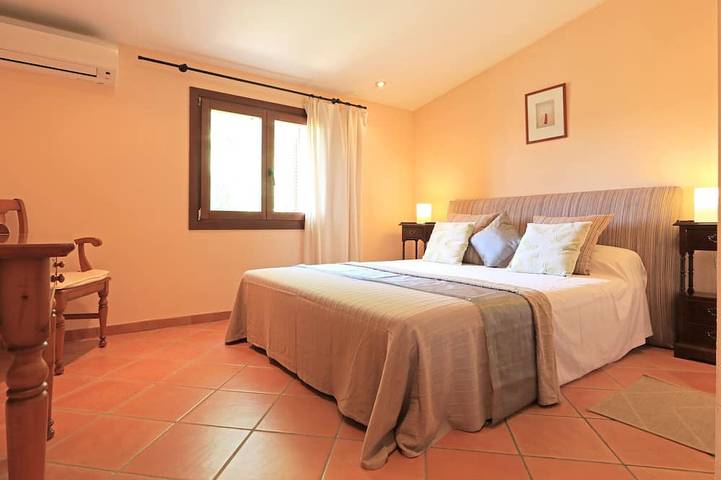 Moderne Finca, privater Pool, gepflegter Garten, Grillbereich, WiFi, Klimanlagen in Inca, Mallorca Inselmitte