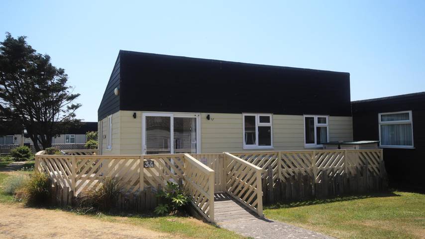 37A Medmerry Park 2 Bedroom Chalet in Earnley, West Sussex