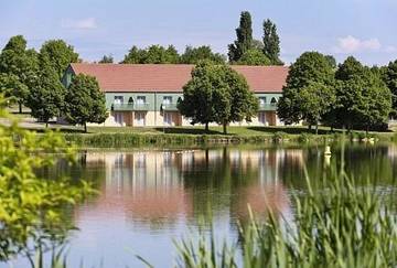Hôtel pour 2 personnes, avec jardin, animaux acceptés à Bourbon-Lancy