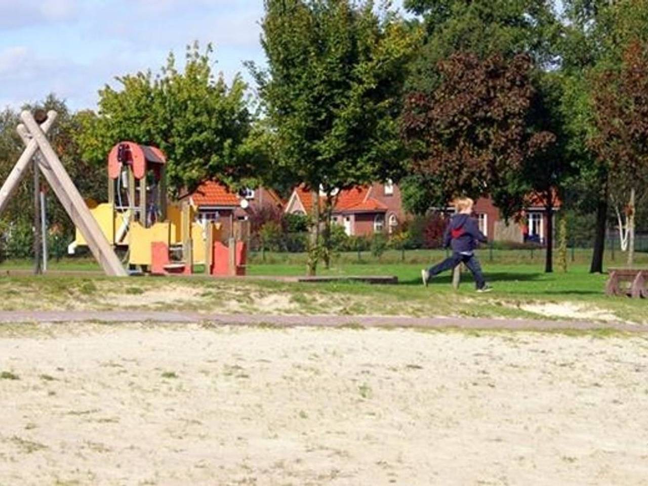 Haus am See in Aurich, Landkreis Aurich