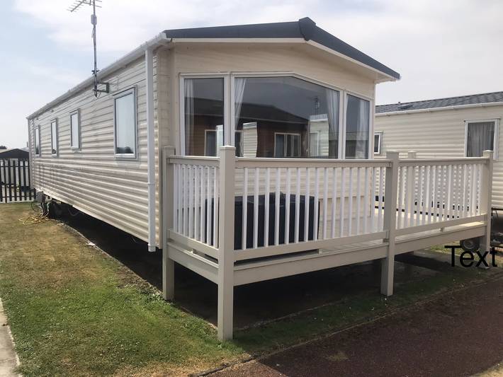 Caravan for 8 people in Rhyl