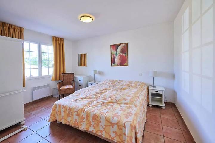 Location de vacances pour 4 personnes, avec terrasse, animaux acceptés à Vasles - 3