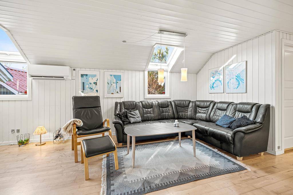 Sommerhus med sauna på ugeneret beliggenhed i Houstrup in Nørre Nebel, Varde Kommune