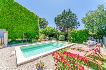 Maison de Vacances 'Jardin' avec Piscine Partagée, Terrasse Privée et Wi-Fi