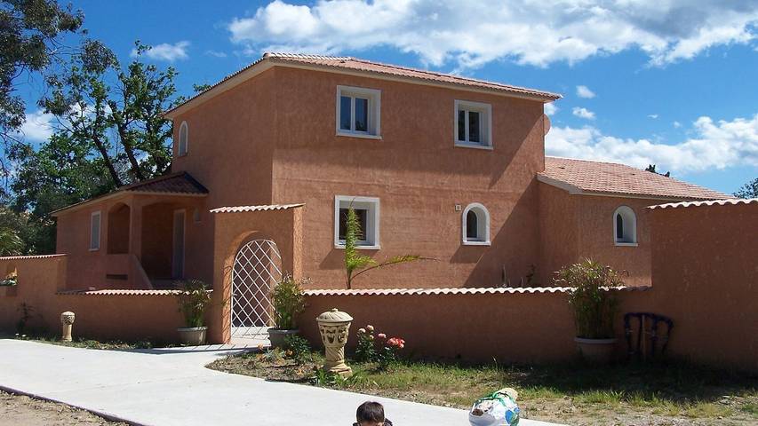 Villa pour 15 personnes, avec piscine et jardin, animaux acceptés dans Haute-Corse