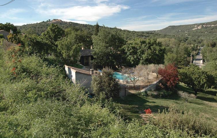 Ferienhaus für 6 Personen, mit Pool und Garten sowie Terrasse im Luberon - 2