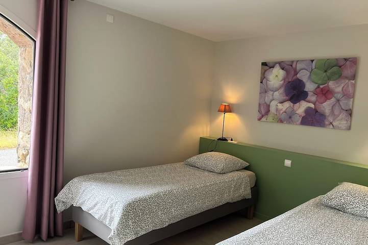 Location de vacances pour 6 personnes, avec jardin à Mons (Béziers) - 4