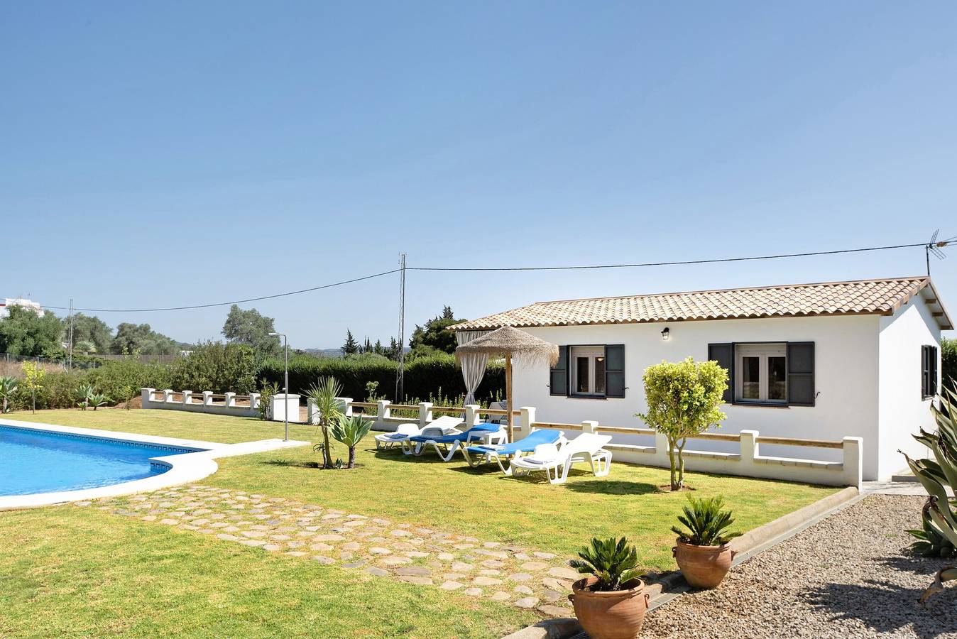 Casa vacanze "Complejo Maria Marta" con vista sulle montagne, piscina privata e aria condizionata in Barbate, Costa de la Luz