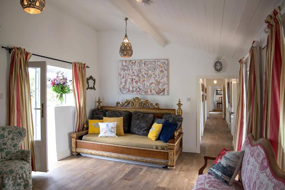 Cottage for 5 People in Nenagh, Lough Dreg