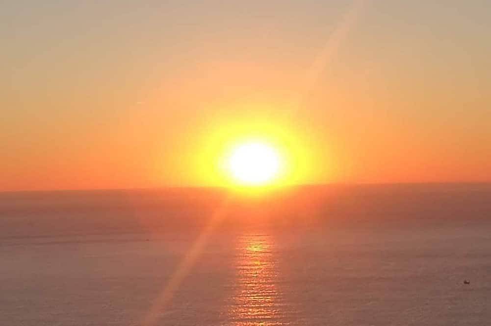 Beach Apartment Stunning See Views in Montgat, Costa del Maresme