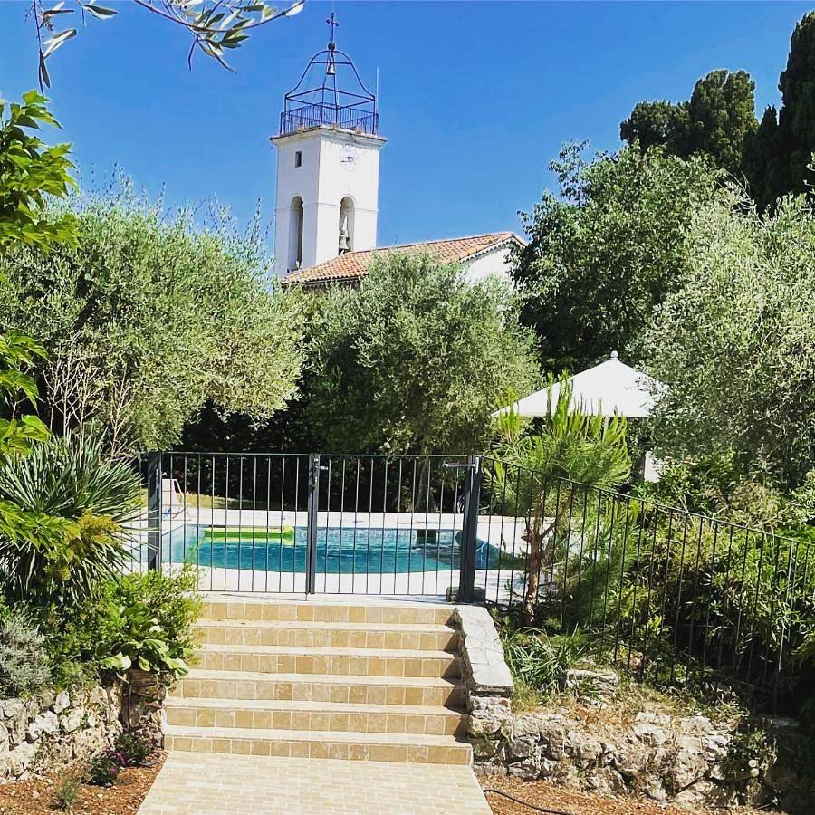 Appartement entier, Villa La Carpenée in Roquefort-les-Pins, Côte méditerranéenne (France)