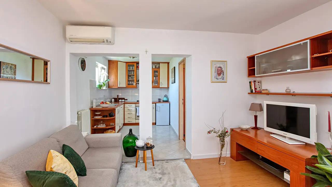 Ganze Ferienwohnung, Ferienwohnung für 4 Personen (55 m²) in Tisno in Tisno, Murter