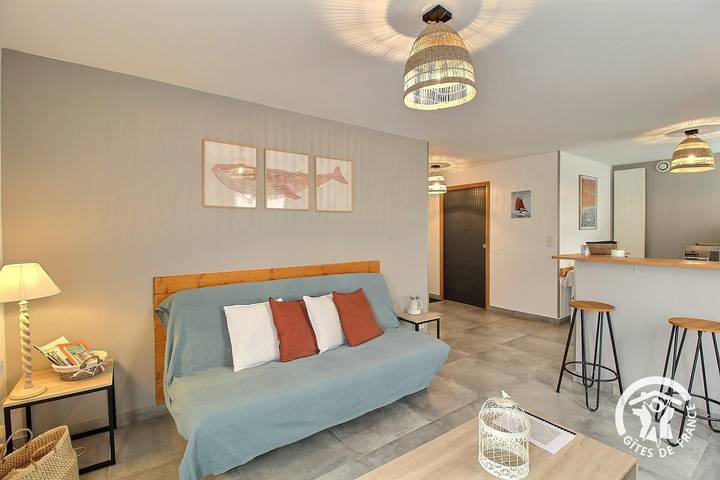 Gîte pour 2 personnes, avec Jardin et Vue à Tréméreuc