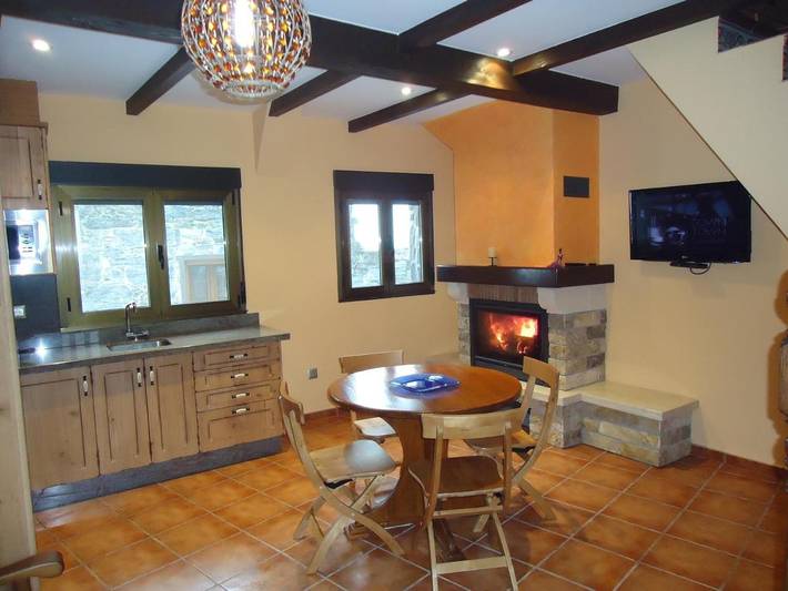 Casa rural para 4 personas, con Vistas en Ozuela - 4