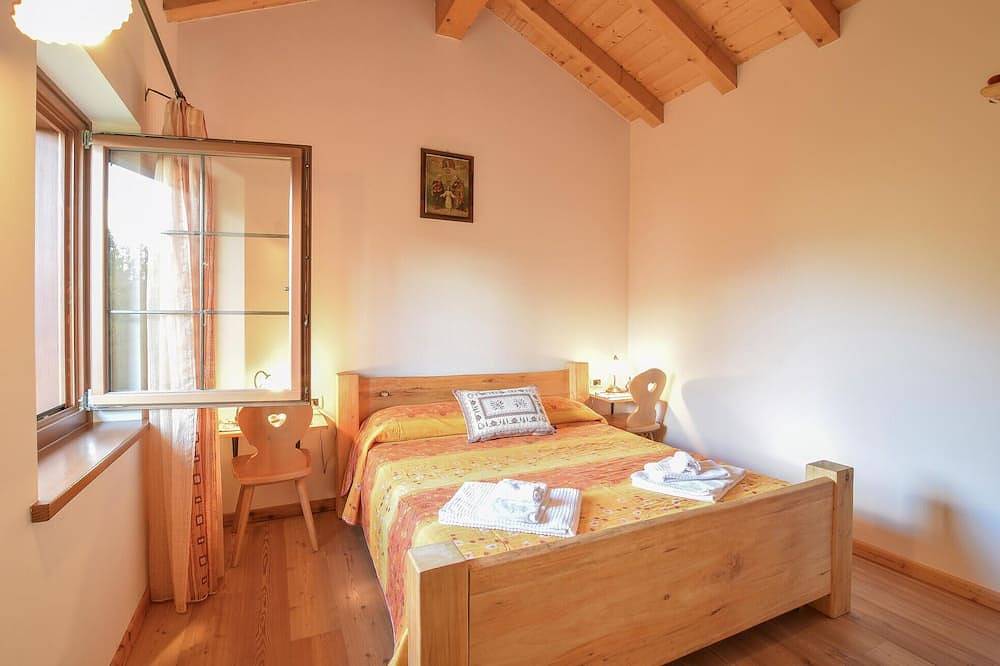 Haustierfreundliches Zuhause in. in Sovramonte, Cimonega-Gruppe