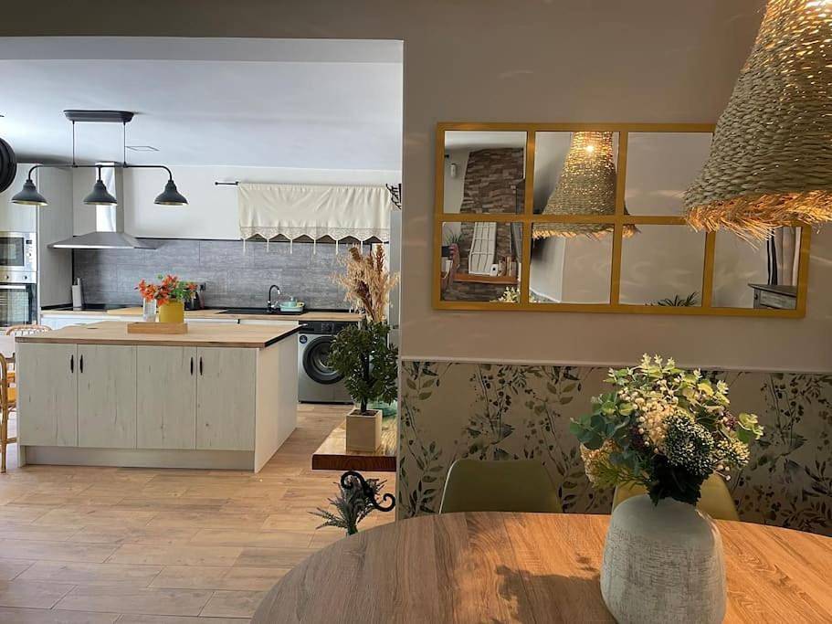 Three-Bedroom House in Albalate de Zorita, Provincia de Guadalajara