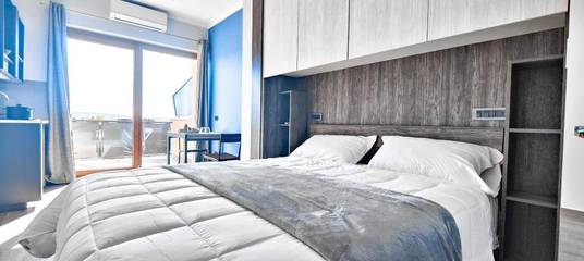 Gîte pour 3 personnes, avec jardin et vue ainsi que vue sur le lac et piscine à Viterbo