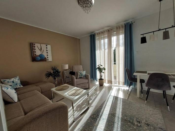 Apartament wakacyjny dla 4 osób, z widok i balkon w Zieleniewo