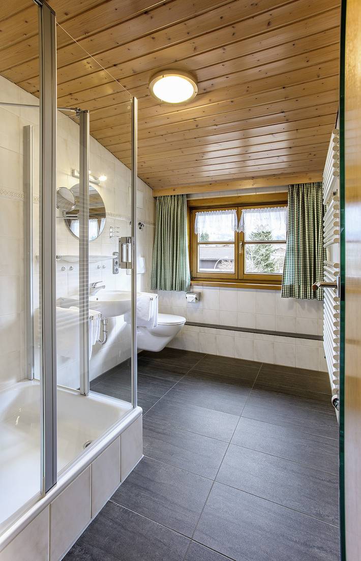 Hütte für 2 Personen, mit Terrasse und Garten sowie Ausblick im Allgäu - 4