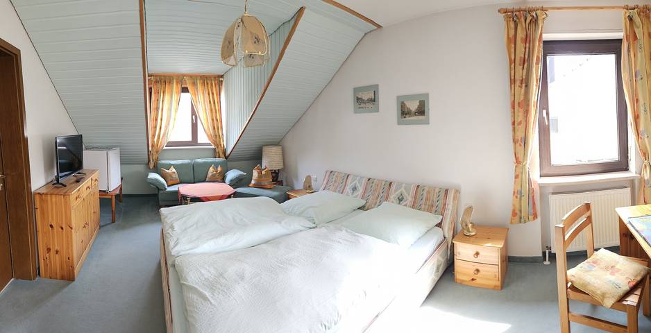 Chambre pour 2 personnes, avec Terrasse à Ottobrunn