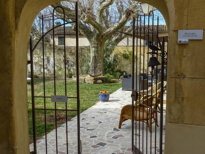 Maison d’hôte pour 4 personnes, avec terrasse ainsi que piscine et vue, animaux acceptés à Avignon - 2