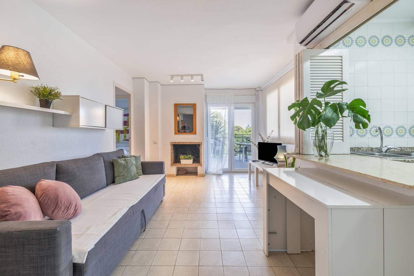 Appartement entier, Sunandbed Faro – Appartement avec vue imprenable sur la mer à Salou in Salou, Costa Dorada
