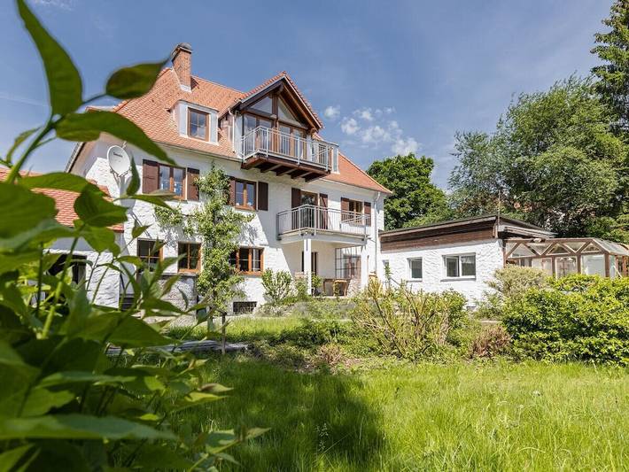 Ferienhaus für 8 Personen, mit Balkon und Garten in Füssen