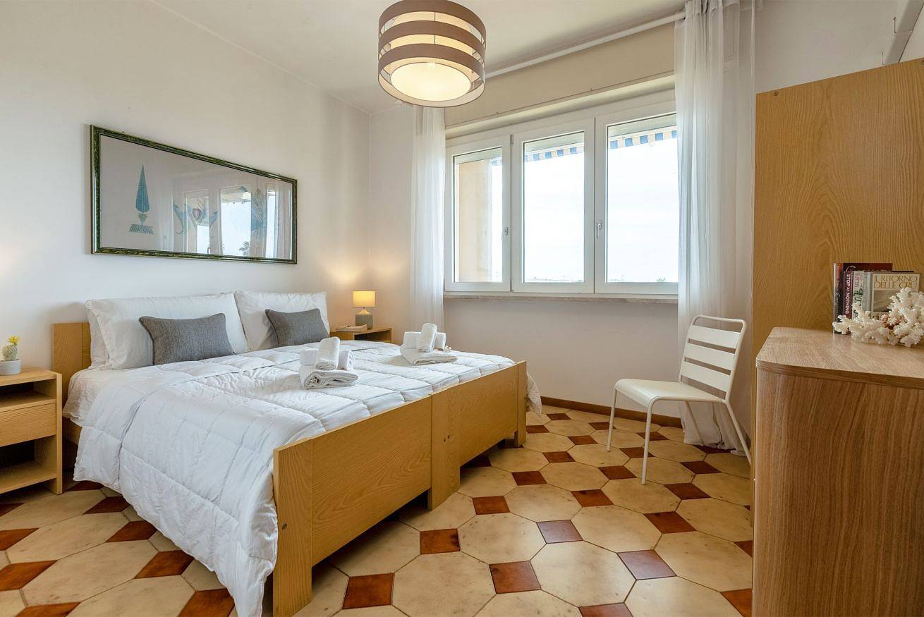 Apartamento entero, A Glance at The Sea in La Pietraia, Alguer