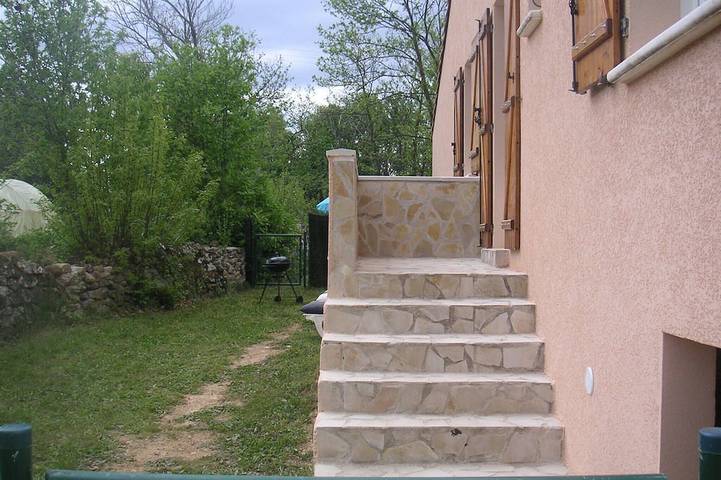 Villa pour 4 personnes, avec balcon et jardin, animaux acceptés