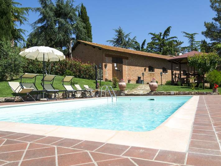 Villa per 4 persone, con giardino a Cortona