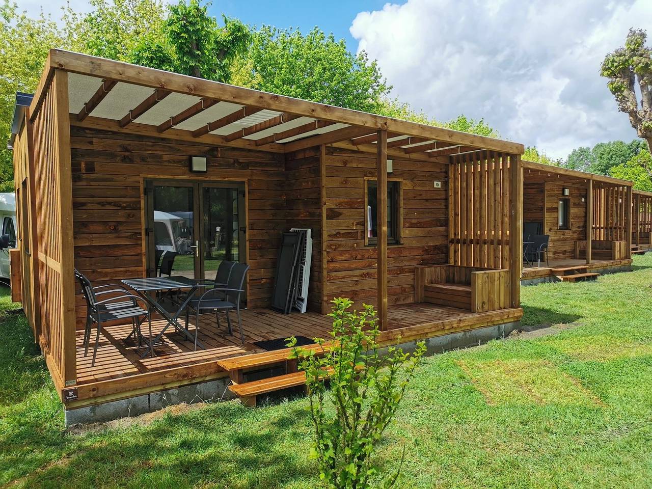 Zecamping 4 étoiles familial avec pataugeoire et jacuzzi in Coulon, Région de Niort