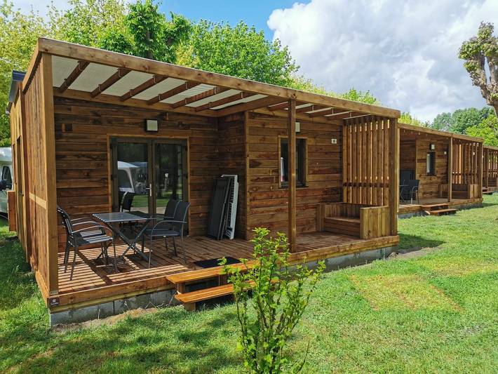 Gîte pour 4 personnes, avec jacuzzi et bassin pour enfant dans Venise Verte