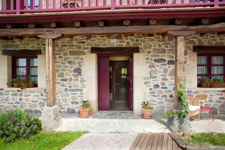 Hotel para 2 personas, con jardín además de vistas y terraza en Vizcaya - 2