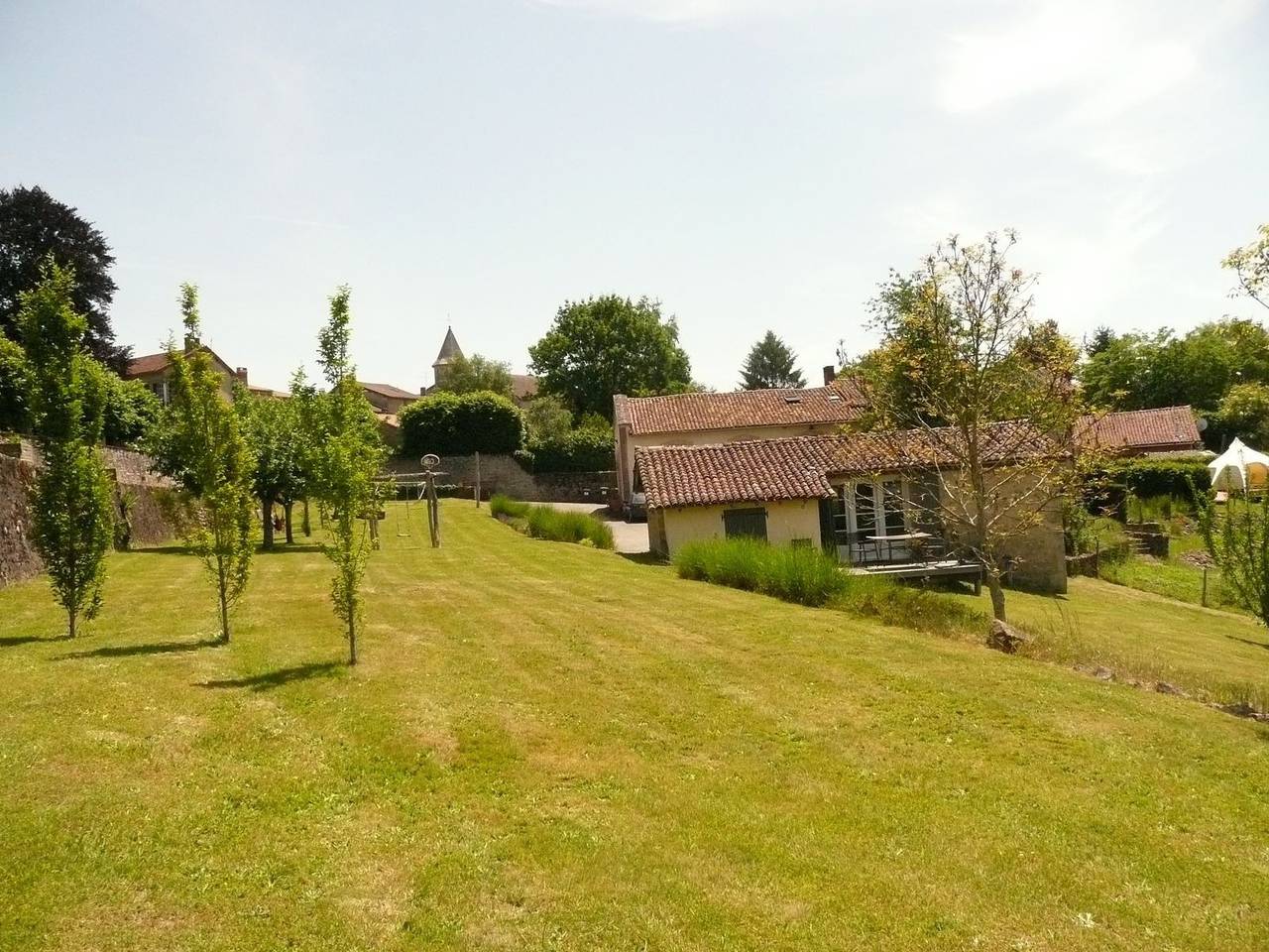 Gîte pour 4 personnes avec piscine in Saint-Auvent, Parc naturel régional Périgord-Limousin