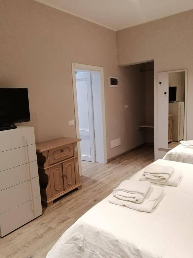 Gîte pour 6 personnes, avec piscine à Cervia - 4