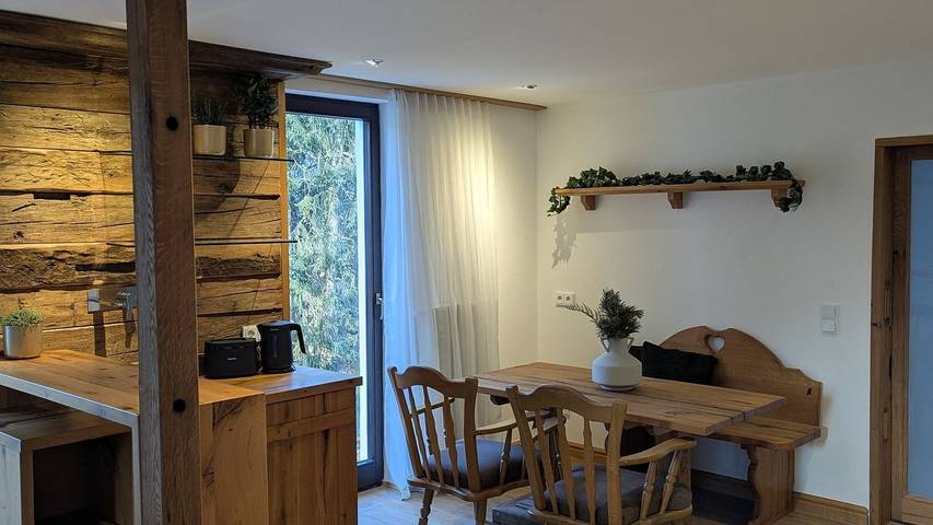 Ferienwohnung für 3 Personen, mit Garten und Terrasse, kinderfreundlich an der Rhön