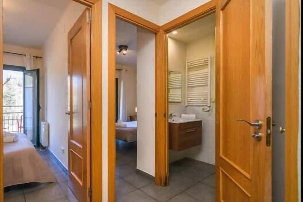 Entire apartment, Apartament La Plaça in Gualba, Barcelona Inland