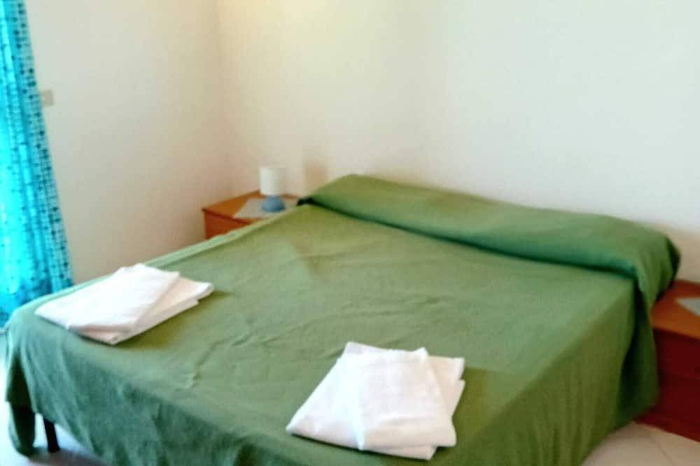 Appartamento intero, On The Beach Apartment in San Giorgio (Sizilia), Gioiosa Marea