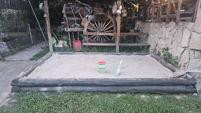 Casa rural para 12 personas, con Terraza además de Jardín y Piscina en Cardiel de los Montes - 3