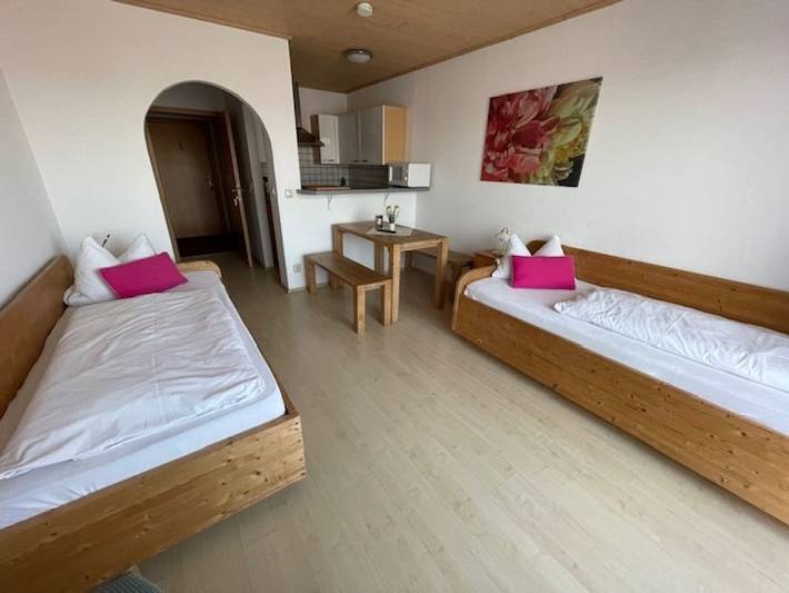 Ganze Ferienwohnung, Appartement 1 in Rohrdorf, Chiemgauer Alpen