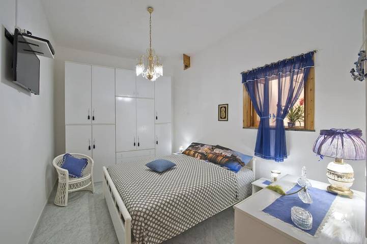 Casa \"bona\" vacaciones nel cuore della Costa d'Amalfi in Conca dei Marini, Sorrento Coast