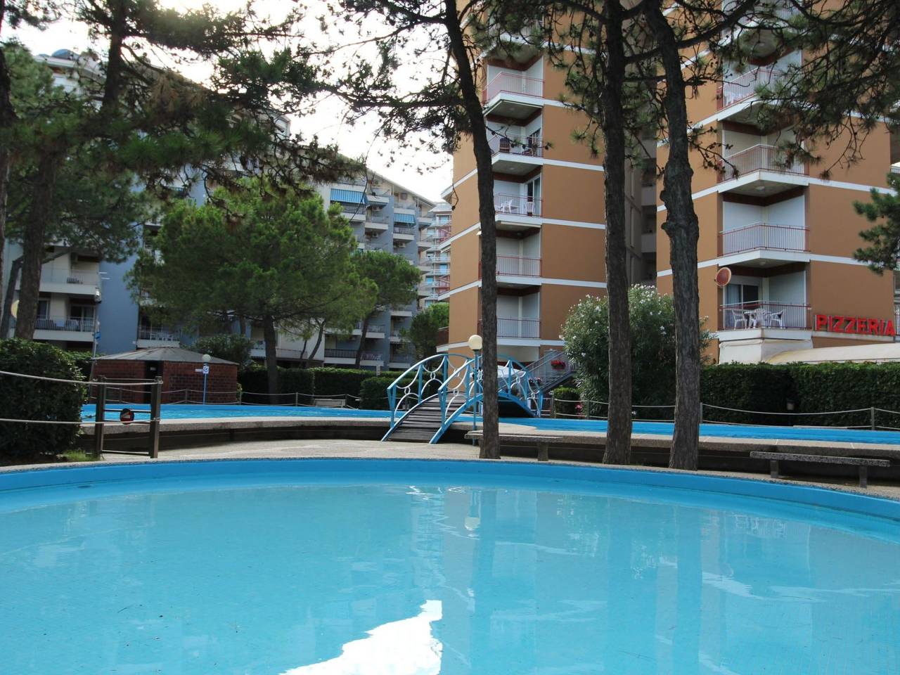 Geheel appartement, Cristallo Residence mit Garten in Lignano Sabbiadoro, Provincie Udine