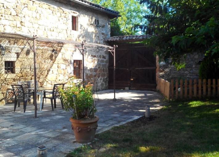 Chambre d’hôte pour 2 personnes, avec piscine et jardin, animaux acceptés en Ardèche - 3