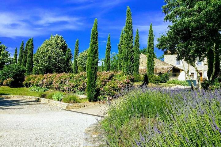 Maison de vacances pour 5 personnes, avec Jacuzzi et Terrasse ainsi que Jardin et Sauna à Lagorce